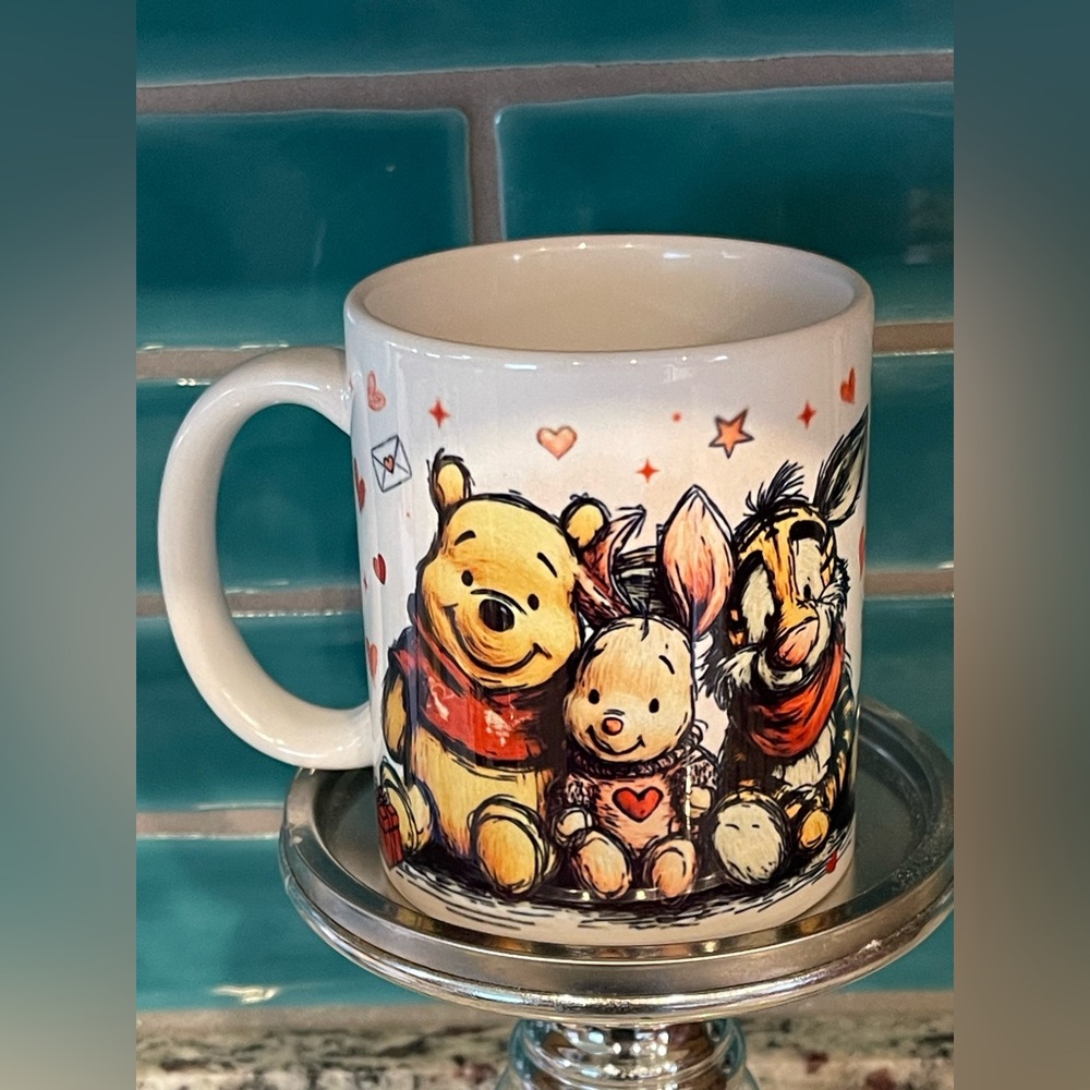 Disney Winnie the Pooh Mug - White and Red